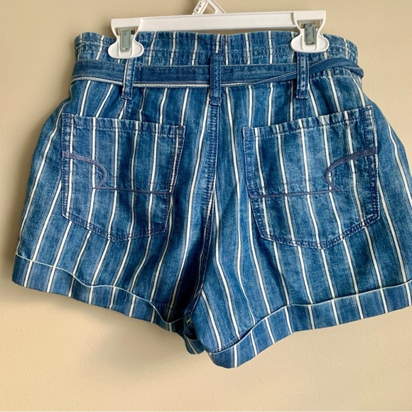 American Eagle Blue Striped high rise paper bag waist cotton shorts size 2 - Picture 6 of 8